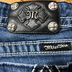 Miss Me Blue Jeans Fleur De Lis Size 28